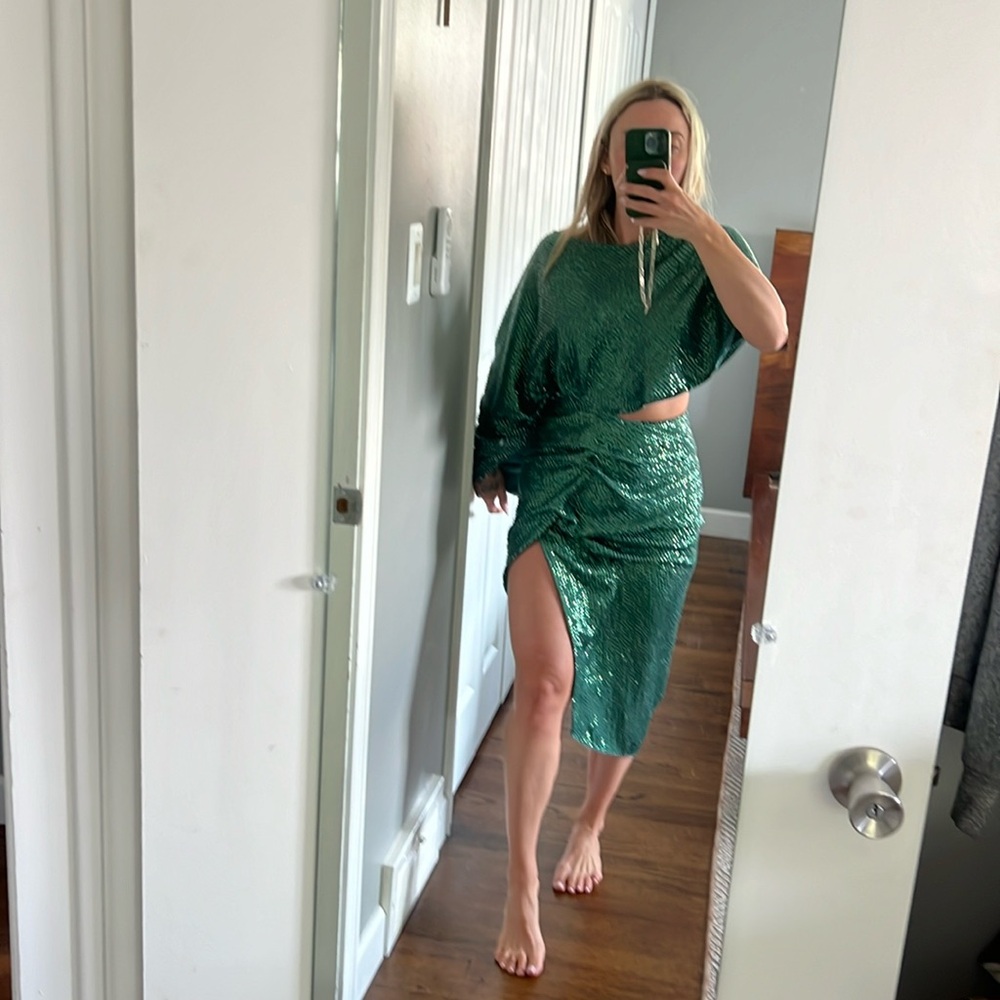 NEVER WORN * ASOS Emerald Green Sequin Dress